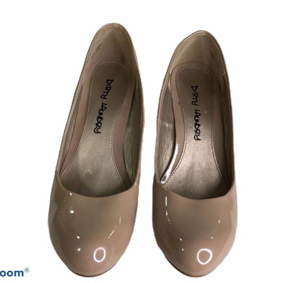 Dirty Laundry Shoes - DIRTY LAUNDRY Nude Wedge  Pumps , SZ 7, EUC
